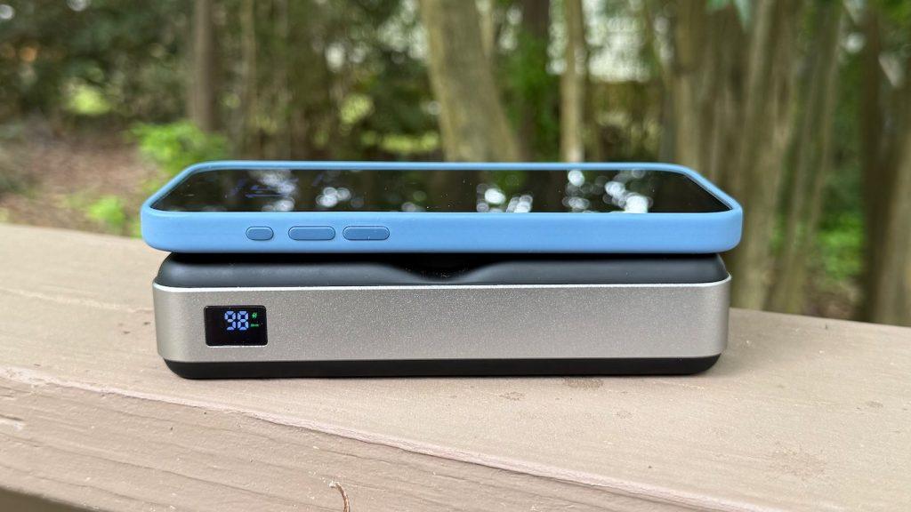alogic-roam-flat-phone