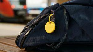 chipolo-pop-tracker-yellow