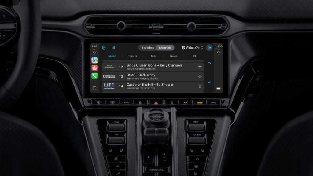 apple-carPlay-ultra-cluster-radio