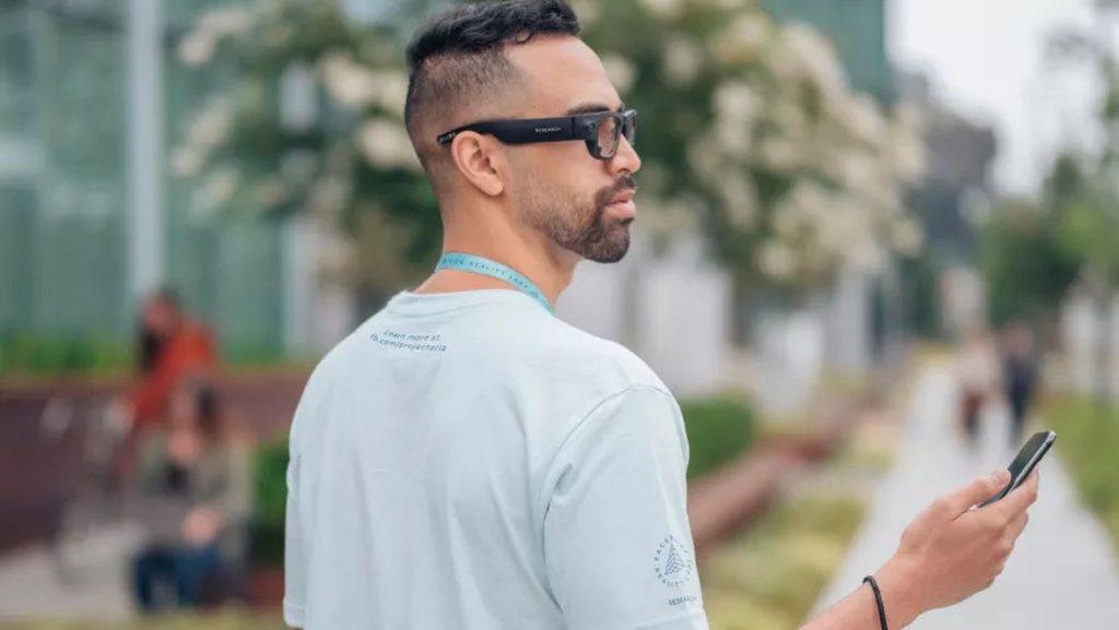 facebook-smart-glasses-prototype