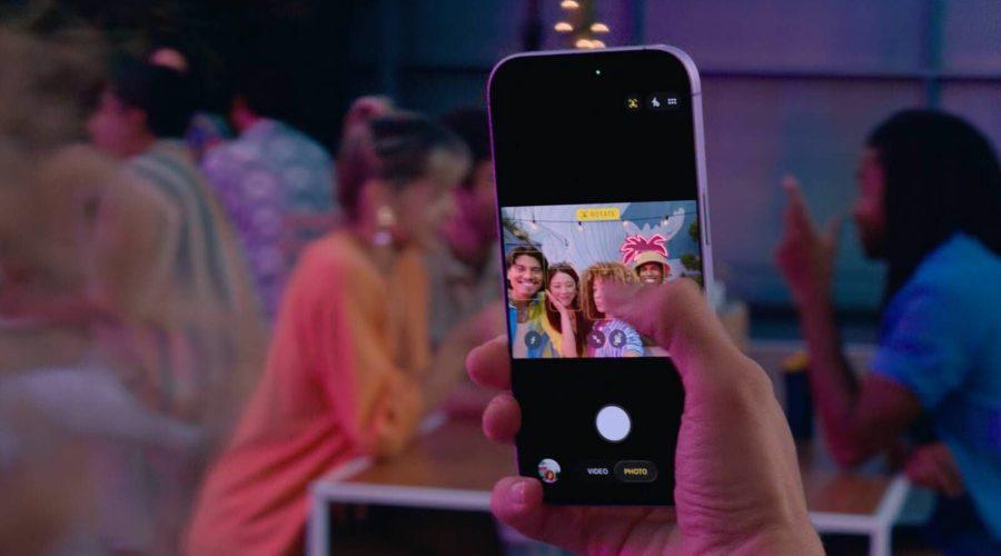 iphone 17 center stage camera shooting