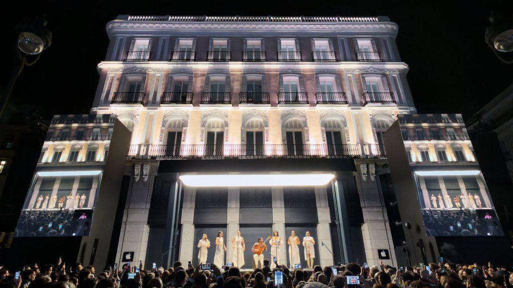 Apple-Puerta-Del-Sol